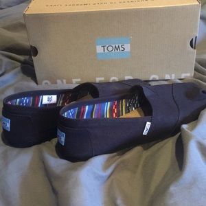 Black Toms
